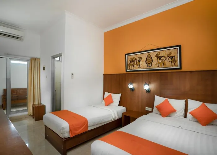 Hotel Poncowinatan - Tugu